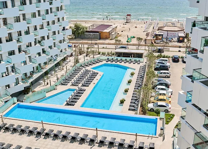 Topaz - Infinity Pool & Spa Resort